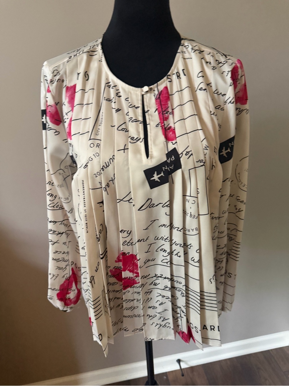 LOFT Pleated Woven Script Print Long-Sleeve Blouse in Cream & Pink MED